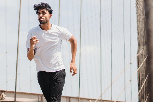 Wat zijn de voordelen van meditatie voor welzijn?